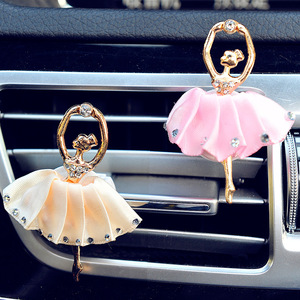 Diffuseur de parfum élégant pour voiture en forme de ballerine, à clipser sur la grille d'aération, décoration intérieure pour femme, vente en gros - Product Image 3