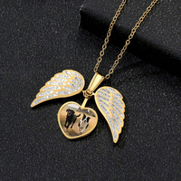 Collier à chaîne à maillons en acier inoxydable plaqué or 18 carats pour femmes, avec pendentif photo personnalisé gravé, strass pour couples