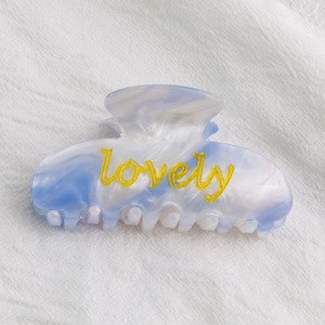 กิ๊ฟหนีบผมพลาสติกสำหรับเป็นของขวัญ<span class=keywords><strong>วัน</strong></span><span class=keywords><strong>ศุกร์</strong></span>ขนาด8.5ซม. น่ารักน่ารักน่ารักน่ารักน่ารักสำหรับเป็นของขวัญ - Product Image 2