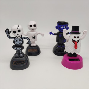 Vente chaude Halloween Énergie solaire Créatif Poupée à tête oscillante Ornements de voiture Dessins animés Cadeau pour enfants - Product Image 4
