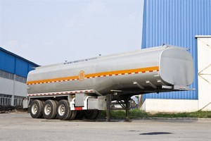 Semirremolque Cisterna de Servicio Pesado de 3 Ejes y 42000L para Diésel, Gasolina y Aceite con Bomba - Product Image 6