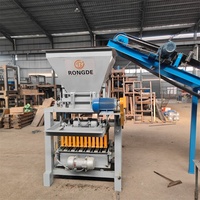 Machine à fabriquer des briques creuses en béton Machine à fabriquer des briques personnalisées toutes sortes de moules Interlock