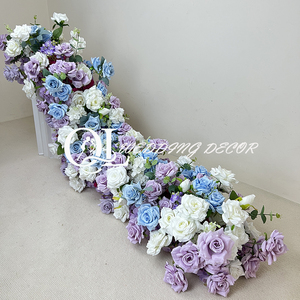 Arreglo Floral Artificial Personalizado, Centro de Mesa con Hortensias Azules, Camino de Mesa de Flores de Seda, Eucalipto, Rosas, Delphinium, Decoración para Bodas - Product Image 1