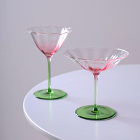 Verres à cocktail et flûtes à champagne vintage en verre cristal rose et vert à motifs floraux pour la maison