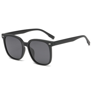 <b>Sunglasses</b> Rectangle Full Rim <b>Gradient</b> Lenses UV400 Protection Unisex Fashion Adult Sun Protection - Product Image 2