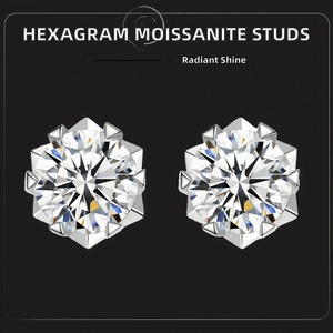 Boucles d'oreilles en diamant moissanite les plus vendues pour mariages et soirées, collection de bijoux disponible à prix de gros - Product Image 1