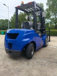 Snsc 3t מנוע מלגזה 3000 ק "ג מטען 1230 מ" מ רוחב הכולל עיצוב קומפקטי - Product Image 3