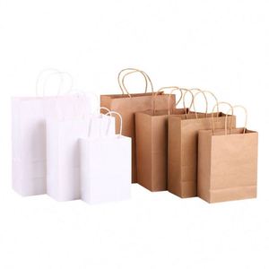ถุงกระดาษคราฟท์สีขาวและสีน้ำตาลหูบิดพร้อมโลโก้พิมพ์ - Product Image 3