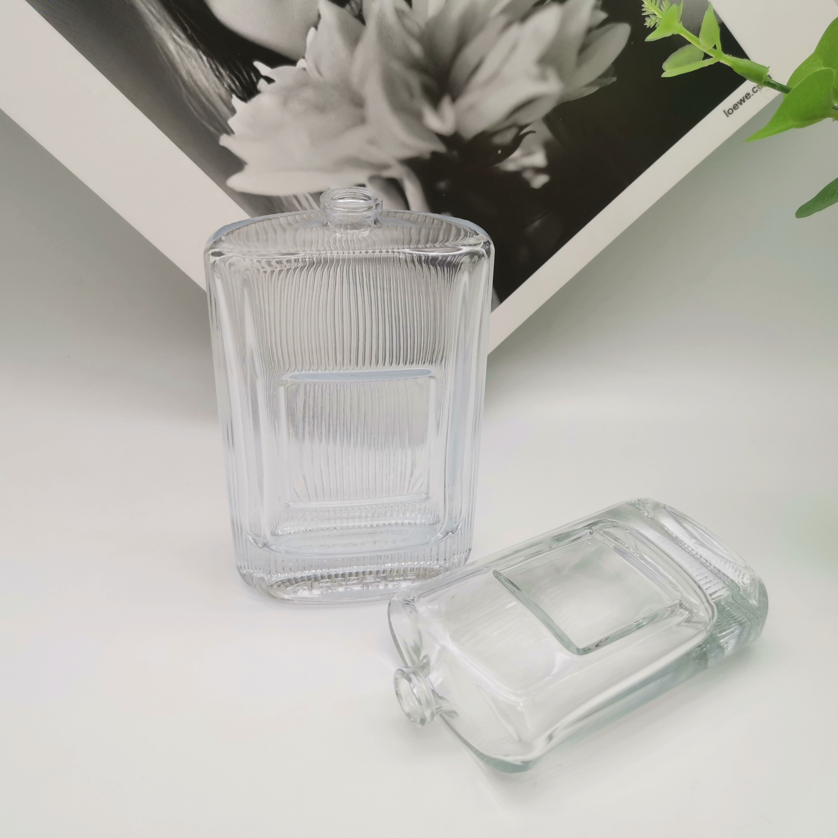 Hanya 1oz 2oz Square Perfume Bottles With Aluminum Atomizer OEM ODM