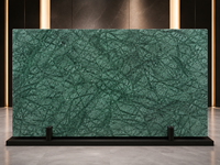 Dalle de marbre vert indien Verde Imperdiale du Guatemala pour meuble-lavabo de salle de bain, comptoir de cuisine, mur décoratif et crédence.