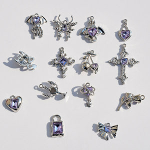 Colgante de aleación de diamante morado con forma de corazón, cruz, alas y lazo, accesorio de joyería para bricolaje, para pendientes, pulseras y collares de mujer - Product Image 2