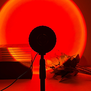 Lampada Tramonto Regolabile con Supporto, Luce di Proiezione LED USB, Proiettore Tramonto per Camera da Letto, Scatti Fotografici, Feste in Casa, Luce d'Ambiente Decorativa - Product Image 5