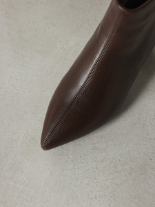 Stivaletti Cialisa Sexy a Punta in Vera Pelle di Alta Qualità per <span class=keywords><strong>Donna</strong></span>, <span class=keywords><strong>Scarpe</strong></span> Autunno Inverno 2025 con <span class=keywords><strong>Tacco</strong></span> <span class=keywords><strong>Medio</strong></span> - Product Image 6