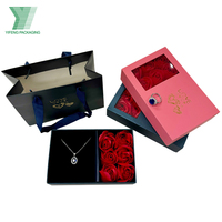 Boîte à bijoux personnalisée avec logo imprimé, boîte cadeau de luxe avec 6 roses éternelles, design d'emballage de fleurs immortelles