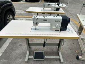 จักรเย็บผ้าคอมพิวเตอร์แบบแบนความเร็วสูงพิเศษ รุ่น S-6280A-813 แบบเข็มเดี่ยว - Product Image 1