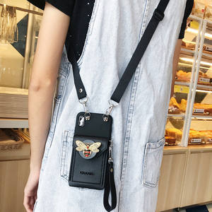 Cassa molle del telefono del raccoglitore dell'ape del metallo di marca di lusso 3D per il iphone 11 Pro Max 7 8 6S più X XR XS SE 2021 copertura per <span class=keywords><strong>samsung</strong></span> S8 <span class=keywords><strong>S9</strong></span> S10 - Product Image 1