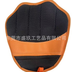 ถุงมือกำจัดขนสัตว์เลี้ยงแบบ OEM ผ้าโพลีเอสเตอร์ หวีกลม สำหรับสุนัขขนยาว อุปกรณ์กรูมมิ่ง - Product Image 5