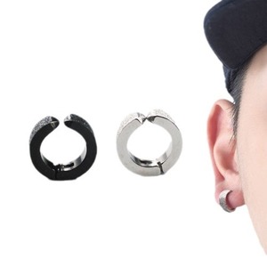 Clip-on Earrings Zinc Alloy <b>Sandblasted</b> Texture Round Unisex Fashion Accessory - Product Image 1