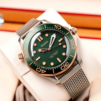 Montre pour homme de la série Seahorse de Fashion Omegat, verre saphir, 300 m de résistance à la plongée, bracelet en acier inoxydable, montres mécaniques automatiques