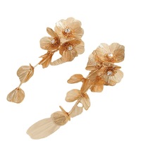 Anting Bunga Rumbai Panjang Laris Manis 2023 Mode Baru Musim Semi Emas Bunga Besar Mutiara Kristal Payet Anting Rumbai untuk Wanita