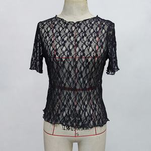 Camiseta de Manga Corta para Mujer, al por Mayor, Personalizada, OEM, ODM, de Alta Calidad, Casual, Sexy, con Encaje Calado, Cuello Redondo, Color Sólido, para Todas las Temporadas - Product Image 2