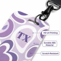 Production rapide sur mesure : Porte-badge vertical à motif cœur mignon, cordon assorti, style Kawaii Y2K tendance avec mousqueton métallique