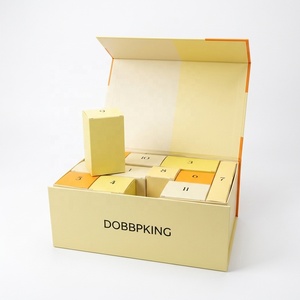 Boîte cadeau <span class=keywords><strong>calendrier</strong></span> <span class=keywords><strong>de</strong></span> <span class=keywords><strong>l</strong></span>'<span class=keywords><strong>avent</strong></span> en carton sur mesure avec petite boîte, recyclable, design rigide - Product Image 1