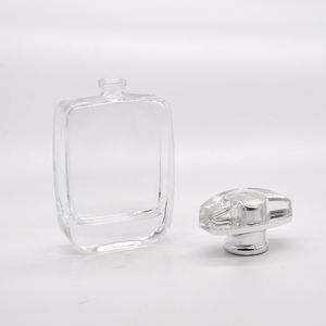 50 ml <span class=keywords><strong>rectangular</strong></span> transparente botella <span class=keywords><strong>de</strong></span> perfume <span class=keywords><strong>de</strong></span> <span class=keywords><strong>vidrio</strong></span> con cristal <span class=keywords><strong>de</strong></span> la tapa - Product Image 3