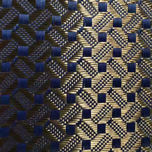 Rouleau de tissu hybride carbone-kevlar à motif de chapeaux de blé pour panneaux de porte intérieurs et incrustations de tableau de bord automobiles - Product Image 5