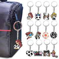 Porte-clés en caoutchouc PVC en gros, motif dessin animé, série football, unisexe, divers types, prix d'usine, cadeau promotionnel
