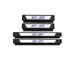 แผ่นกันรอยบันไดข้างประตูบันไดด้านข้าง LED สำหรับ BT-50 LED 2020 - Product Image 3