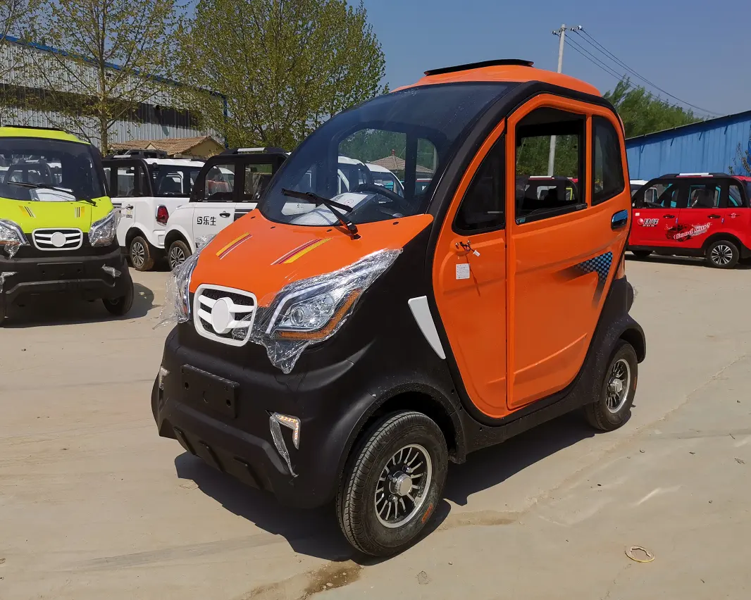 Ukuran Yang Lebih Besar Listrik Warna Oranye Mobil untuk Penumpang Menggunakan