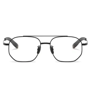 Produk Baru Desain Merek Kualitas Tinggi Bingkai Mode Mewah Bingkai Optik Kacamata Optik Titanium