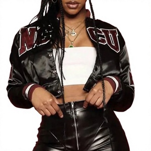 Chaqueta Varsity Corta de Satén de Seda Ecológica Acolchada con Bordado Personalizado para Mujer, Resistente al Viento e Impermeable, Precio Económico al por Mayor - Product Image 1