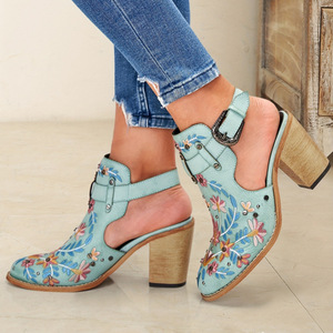 Sandalias de Tacón Alto Retro Vintage para Mujer, Nuevas Sandalias de Tacón Grueso con Decoración Floral, Estilo Étnico, Tendencia de Moda para Verano y Otoño - Product Image 1