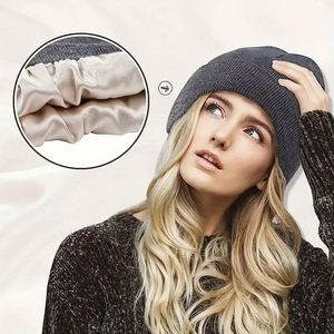 Gorro de Punto Acrílico 100% de Color Liso al por Mayor de Fábrica, Gorro Tipo Beanie Y2K Personalizado con Forro de Satén, Jacquard, para Playa, Negocios, Viajes, Unisex - Product Image 3