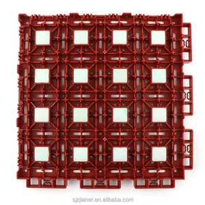 Dalles de sol sportives modulaires antidérapantes pour terrains de futsal extérieurs, à emboîtement, avec surface finie matelassée - Product Image 3