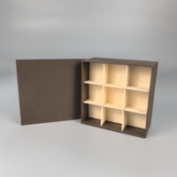 Boîte Cadeau Compartimentée Personnalisée avec Logo – Boîte de Luxe avec Couvercle et Base, Nœud en Ruban et Insert Séparateur pour Chocolats
