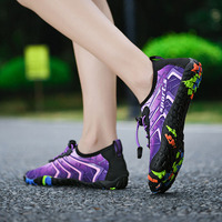 Chaussures aquatiques unisexes personnalisées à séchage rapide, légères, respirantes, antidérapantes, pour la natation, le surf, le kayak