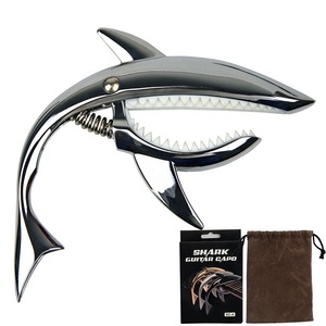 Pretty Cool New Material Shark Guitar Capo para guitarra eléctrica acústica clásica ukelele Zinc Metal con logotipo personalizado bolsa de transporte - Product Image 2