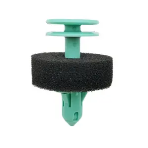 2023 New Product 100pcs/Pack Automotive Fastener Car Special Door Panel Clamp Green plastic clamp