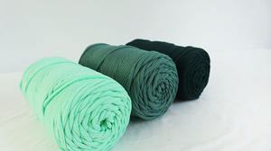 3mm-4mm 100% poliestere macrame cord uncinetto filato <span class=keywords><strong>corda</strong></span> <span class=keywords><strong>per</strong></span> maglieria <span class=keywords><strong>corda</strong></span> intrecciata <span class=keywords><strong>corda</strong></span> fantasia <span class=keywords><strong>per</strong></span> maglieria a mano - Product Image 6