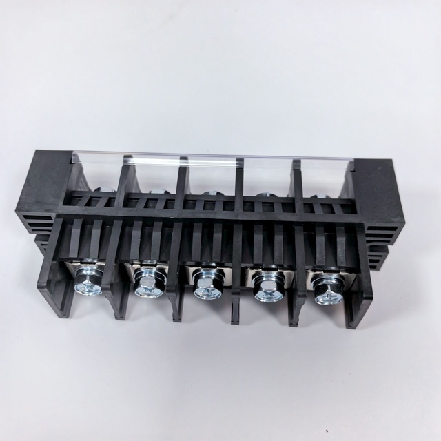 100A 5P Electrical Wire Connector Lithium Battery Terminal Connector
