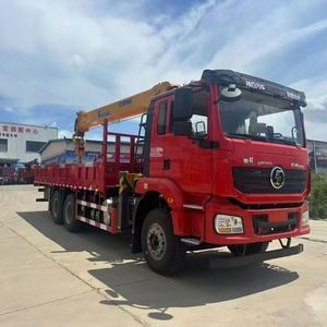 Grue télescopique montée sur camion Shacman Delong 6*4, grue mobile de 320 CV pour l'entretien routier - Product Image 6