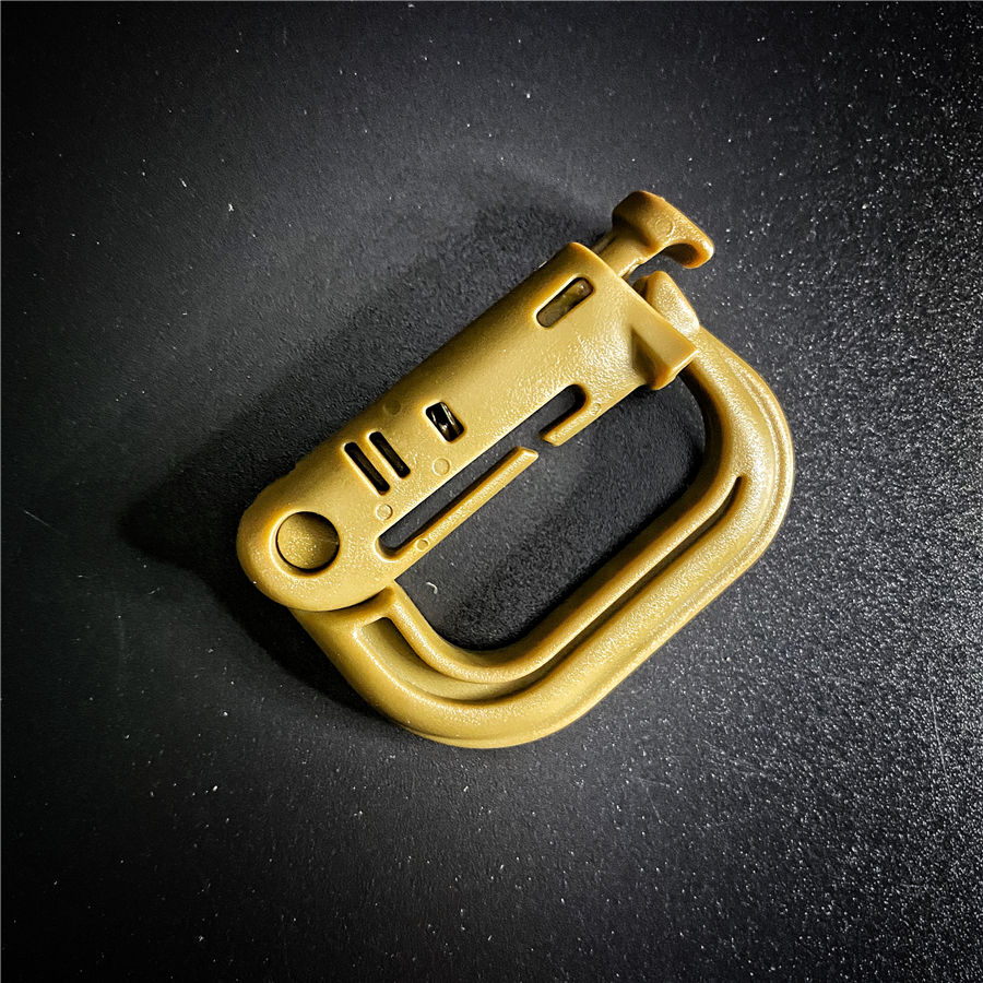 MOLLE buckle (sand)