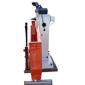 300J <span class=keywords><strong>Charpy</strong></span> Pendelstoßprüfgerät Halbautomatische Prüfmaschine für Schlagfestigkeit - Product Image 3