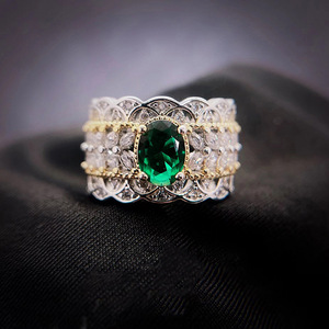 Anello Floreale alla Moda, Design Minimalista ed Elegante con Pietra Verde, Gioiello da Donna per Uso Quotidiano, Anello Statement - Product Image 2