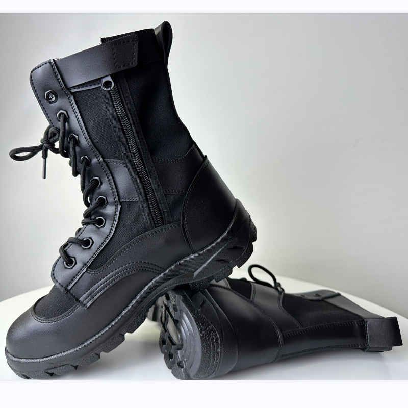 Modelo cómodo con cremallera de tela.