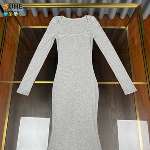 Robe moulante en maille à manches longues et col carré pour femme SUHE, longueur cheville, couleur unie, silhouette crayon, respirante, en coton et élasthanne - Product Image 4