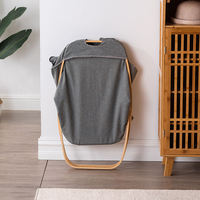 Panier à linge pliable en tissu cationique avec cadre en bambou de style nordique écologique en forme de X, avec couvercle